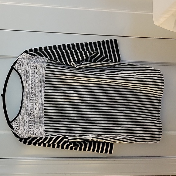 Chicos unique top size 2 - Picture 3 of 8